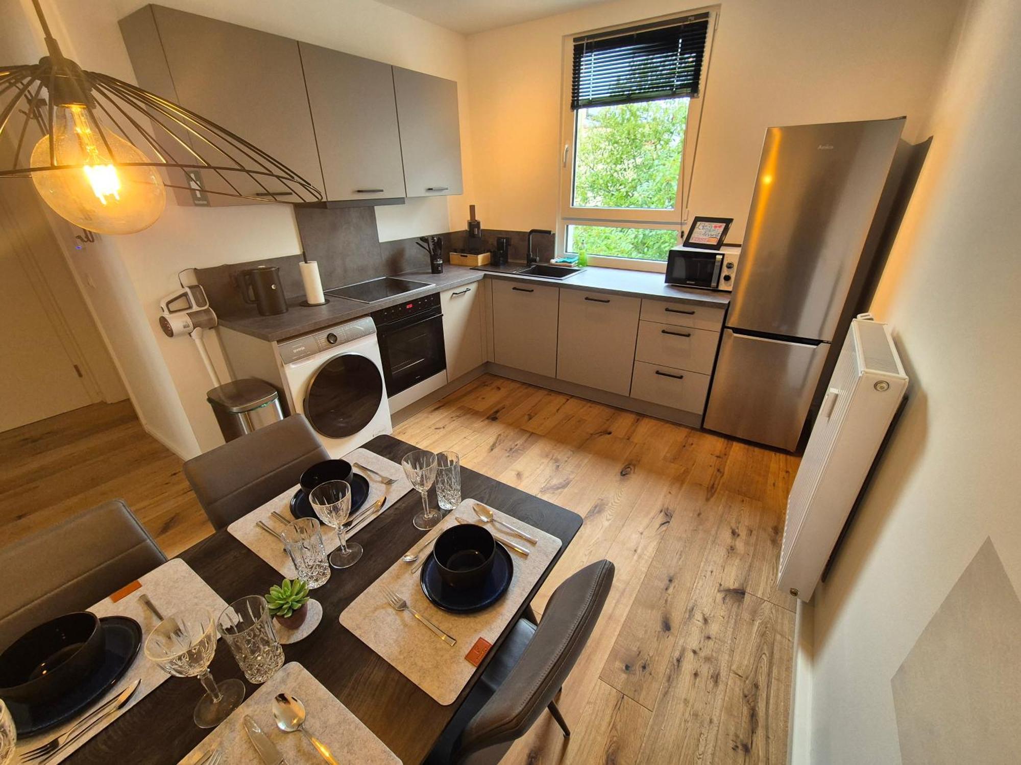 Charmante 2 Zimmer-Wohnung Mit Fahrradstellplaetzen Koblenz  Exterior photo